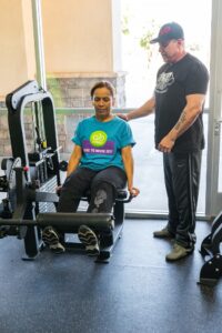Multiple Sclerosis and Fitness: Helping a Client Progress from Multi-Symptom to MegaStar 1 MS Fitness Course David Lyons